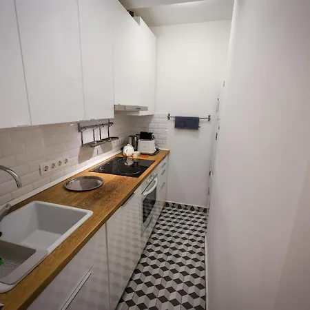 M52 Buda By Danube & Castle View *