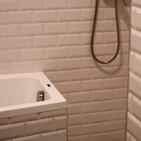 M52 Buda By Danube & Castle View Budapest