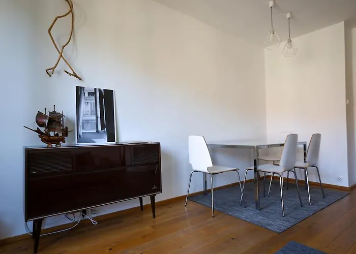 M52 Buda By Danube & Castle View *