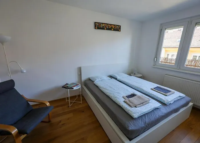 M52 Buda By Danube & Castle View Будапешт